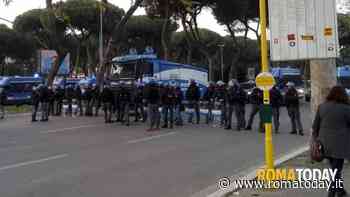 Roma-Lazio, derby in notturna dopo 6 anni: città blindata. Duemila agenti schierati