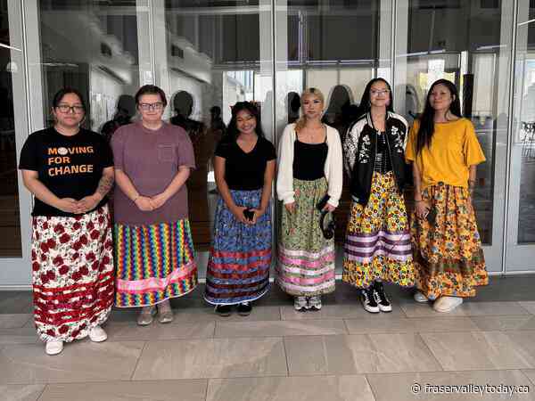 ‘It’s beautiful to see’: Regina non-profit looks to open ribbon skirt regalia library