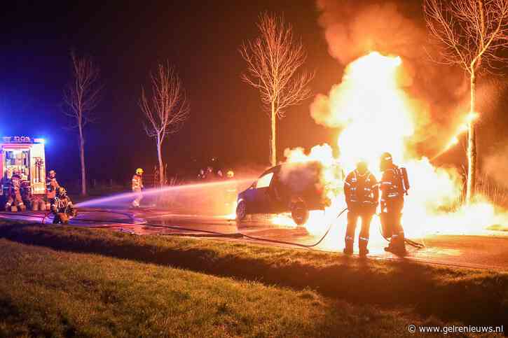 Bestelbus in lichterlaaie na tanken verkeerde brandstof