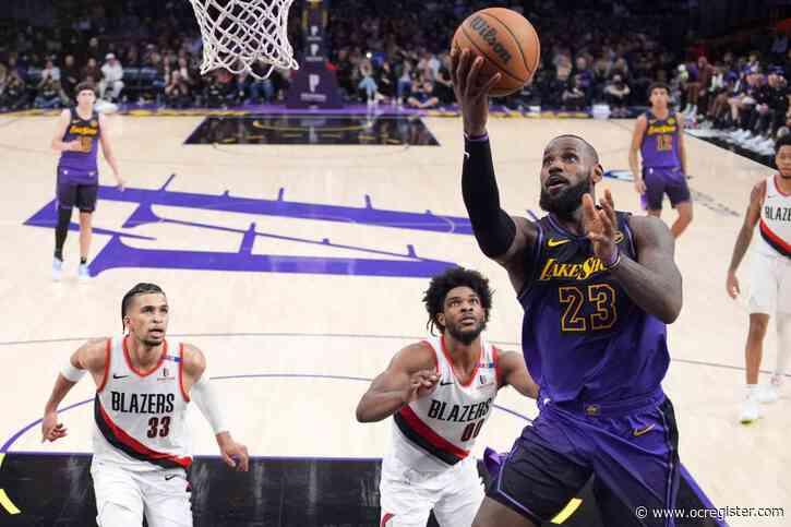 Lakers’ offense humming again: ‘We’re figuring it out’