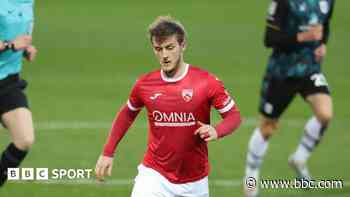 Accrington sign Brown from Morecambe