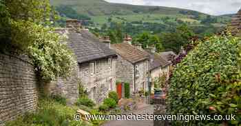 The Peak District walk ending in a cosy pub perfect for a winter's day