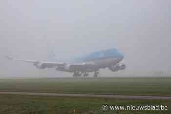 Tientallen vluchten geschrapt op Schiphol door winters weer, paar “kleine” vertragingen op Brussels Airport