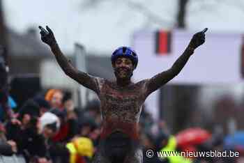 Lucinda Brand soleert in Dendermonde naar tweede Wereldbeker-zege, Puck Pieterse en Fem van Empel op podium