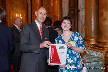 Royal award for ‘selfless’ teenager who supported fellow young cancer patients