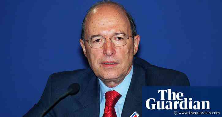 Tributes paid after former Greek PM Costas Simitis dies aged 88