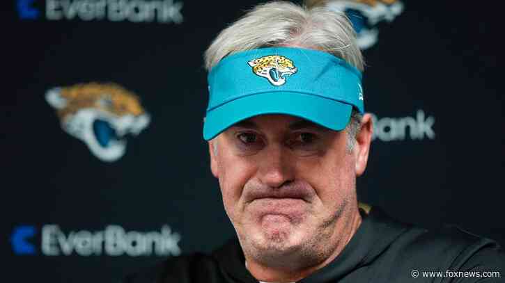 Jaguars fire Doug Pederson after 3 seasons