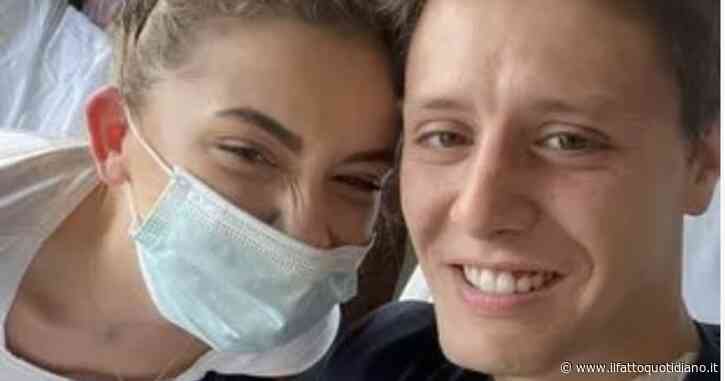 “Al primo appuntamento l’ospedale ci ha chiamato per dire che uno di noi aveva il cancro”: la storia drammatica dei giovani coniugi Chloe e Josh Jackson