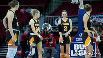 Barnes, Cowgirls Triumphant at Fresno State, 68-59