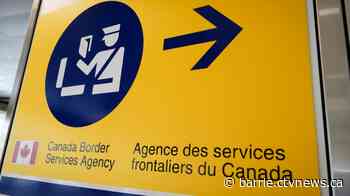 Border officers arrest man accused of smuggling banned firearms into Canada