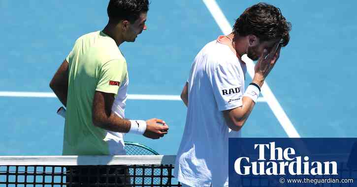 Cameron Norrie accidentally hits spectator with racket in Auckland loss