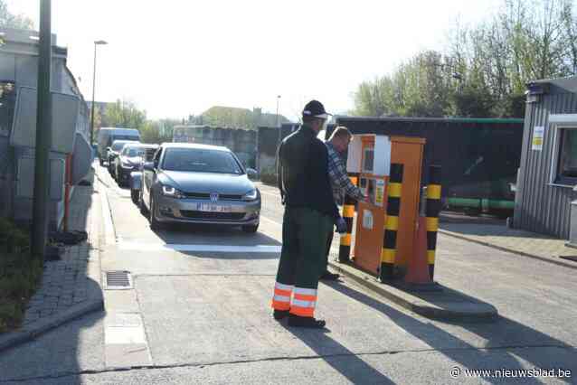 Problemen om containerpark binnen te raken of wagen in te schrijven, maar kinderziektes in nieuwe fusiegemeente Pajottegem blijven beperkt: “Akkefietjes zijn snel opgelost”