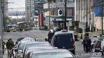 Police tell people to immediately clear area around New Westminster courthouse