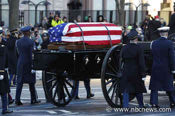 Former President Jimmy Carter arrives at U.S. Capitol to lie in state