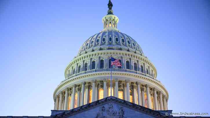 Credit rating agency warns of congressional debt limit stalemate despite GOP majority