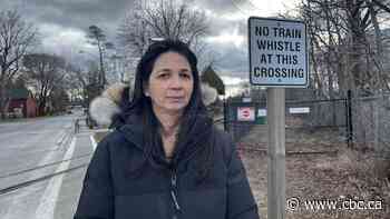 GO trains are blaring horns in Markham again. Residents say it's unacceptable