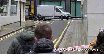 'Bomb-disposal' robot tackles ‘suspicious vehicle’ on busy central London street