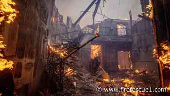 At least 2 dead, 1,000's of structures destroyed in L.A. wildfire