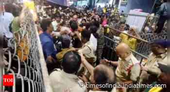 6 killed, 30 injured in stampede in queue for event tokens at Tirupati temple