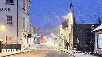 Cold snap grips UK as -20C possible overnight