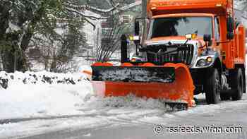 How many snowplows does Texas have for winter weather events?