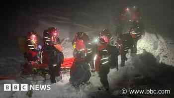 Mountain rescue volunteers save walker from snow