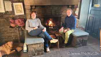 Eingeschneit im Pub in England: Ehepaar aus Fischbachau mittendrin