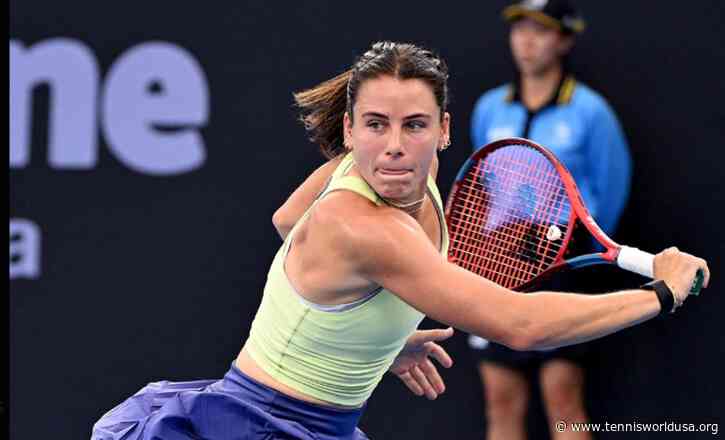 Adelaide: No. 2 seed Emma Navarro upset in QF, top seed Jessica Pegula progresses