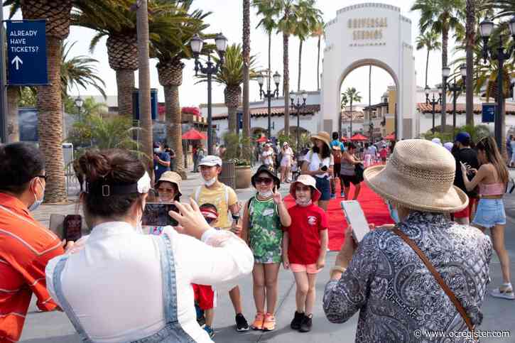 Universal Studios Hollywood closes for second day due to deadly wildfires