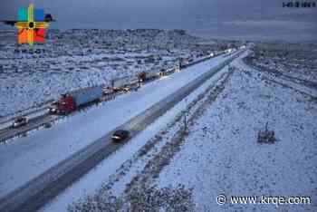 Crash causes closure on I-40 west of Albuquerque