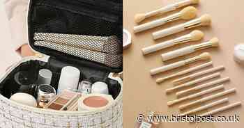 Debenhams £38 luxury makeup brush set now £12 with matching £30 bag for £7