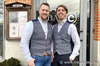 Na twintig jaar in bekende brasserie beginnen Nicholas (38) en Kristof (38) hun eigen aperobar: “Op zondag doen we high tea”