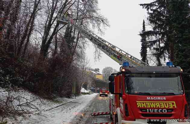 FW-EN: Feuerwehr wegen Schneewetterlage dauerhaft im Einsatz! - 27 Einsätze für Feuerwehr und THW-Wache bis zum Abend besetzt