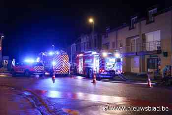 Vijf personen geëvacueerd bij zolderbrand in Niel