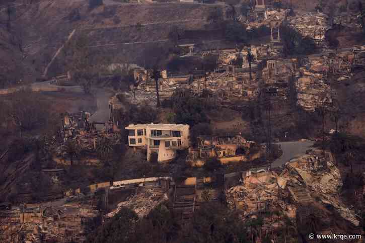 Aerial video shows before and after views of Palisades Fire in Los Angeles