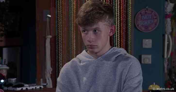 Coronation Street’s Dylan star Liam McCheyne asked his mum serious question on knife crime