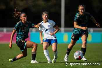 Maddy Earl signs first professional contract with Arsenal