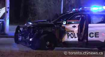 1 arrested, 2 suspects at large after collision involving Toronto police cruiser