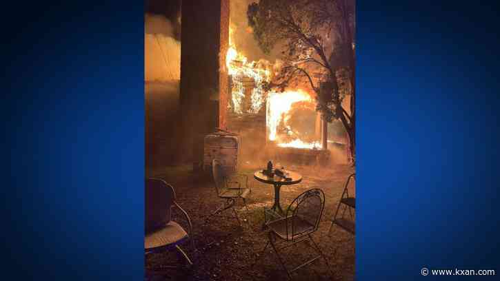 'Unbelievable how the universe works': 4 displaced in southeast Austin house fire