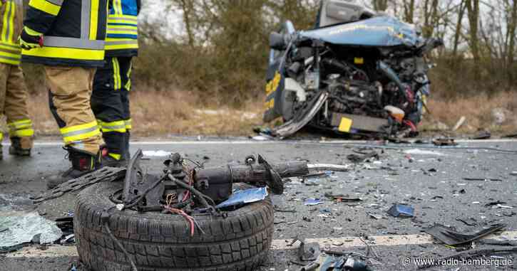 Tödlicher Unfall auf der B470 bei der Abzweigung nach Adelsdorf