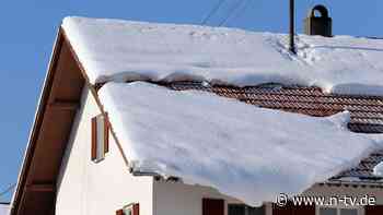 Schäden vorbeugen: Schnee und Eis auf dem Dach - was tun?