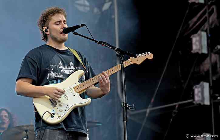 Sam Fender teams up with Newcastle United to auction worn Carabao Cup football shirts for charity