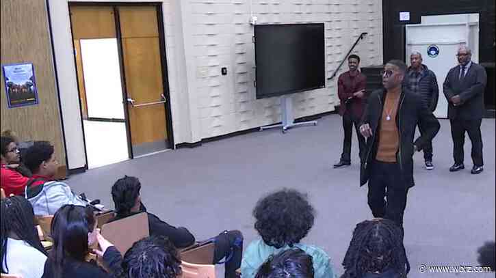 Comedians Omar Gooding, Miguel Nunez visit EBR schools for event aimed at encouraging students