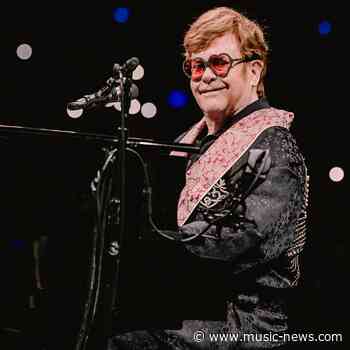 Elton John bags ninth Number 1 album as 'Diamonds' finally surges to summit