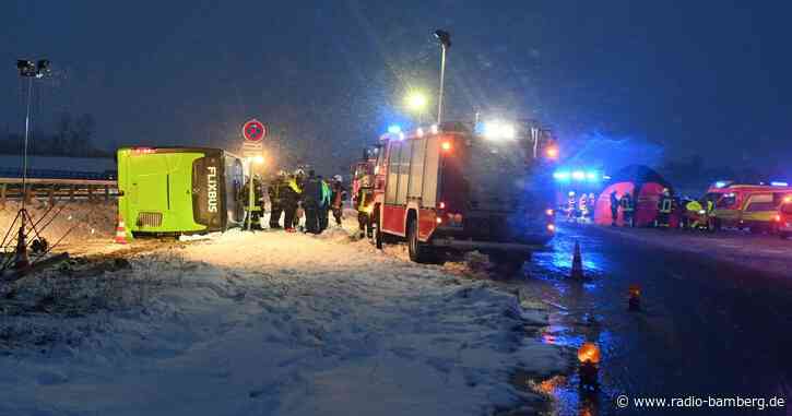 Flixbus zeigt sich betroffen nach schwerem Busunfall auf A11