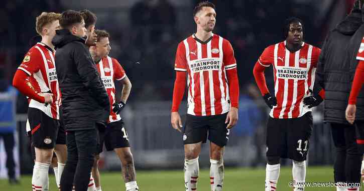 PSV ontsnapt dankzij late penalty tegen AZ aan zeldzame thuisnederlaag, maar ziet Ajax naderen