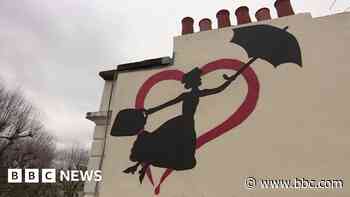 Council orders removal of Mary Poppins mural