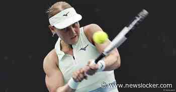 Suzan Lamens knokt zich na lange regenpauze naar tweede ronde bij debuut op Australian Open