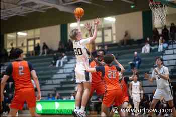 Wakefield, Yorktown boys teams start 2-0 in district hoop action