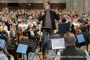 Turnhouts burgemeester Hannes Anaf dirigeert jubileumconcert muziekkapel: “Ik heb ooit tuba gespeeld”